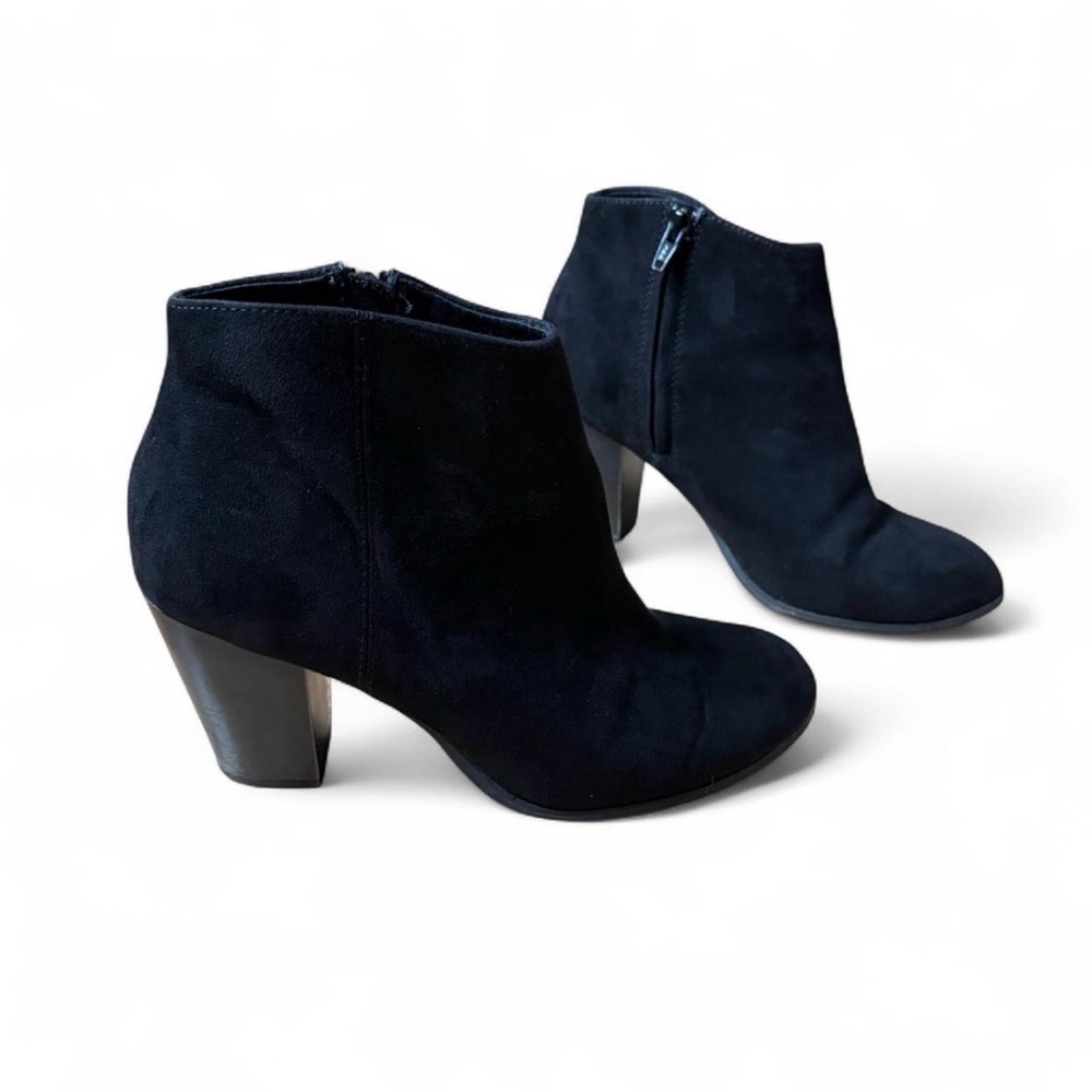 Old Navy Black Suede Ankle Booties